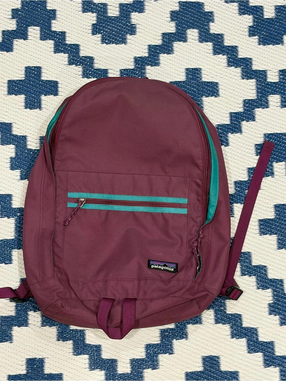 Patagonia Arbor Daypack Hiking Backpack 20l Marroon / Teal